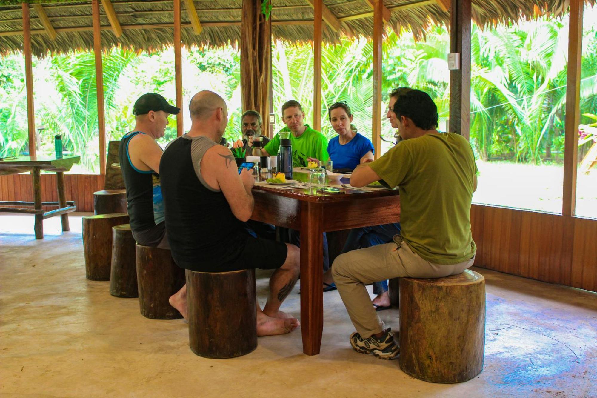 Tronco Tambopata Adventure Hotel Пуерто Малдонадо Екстериор снимка