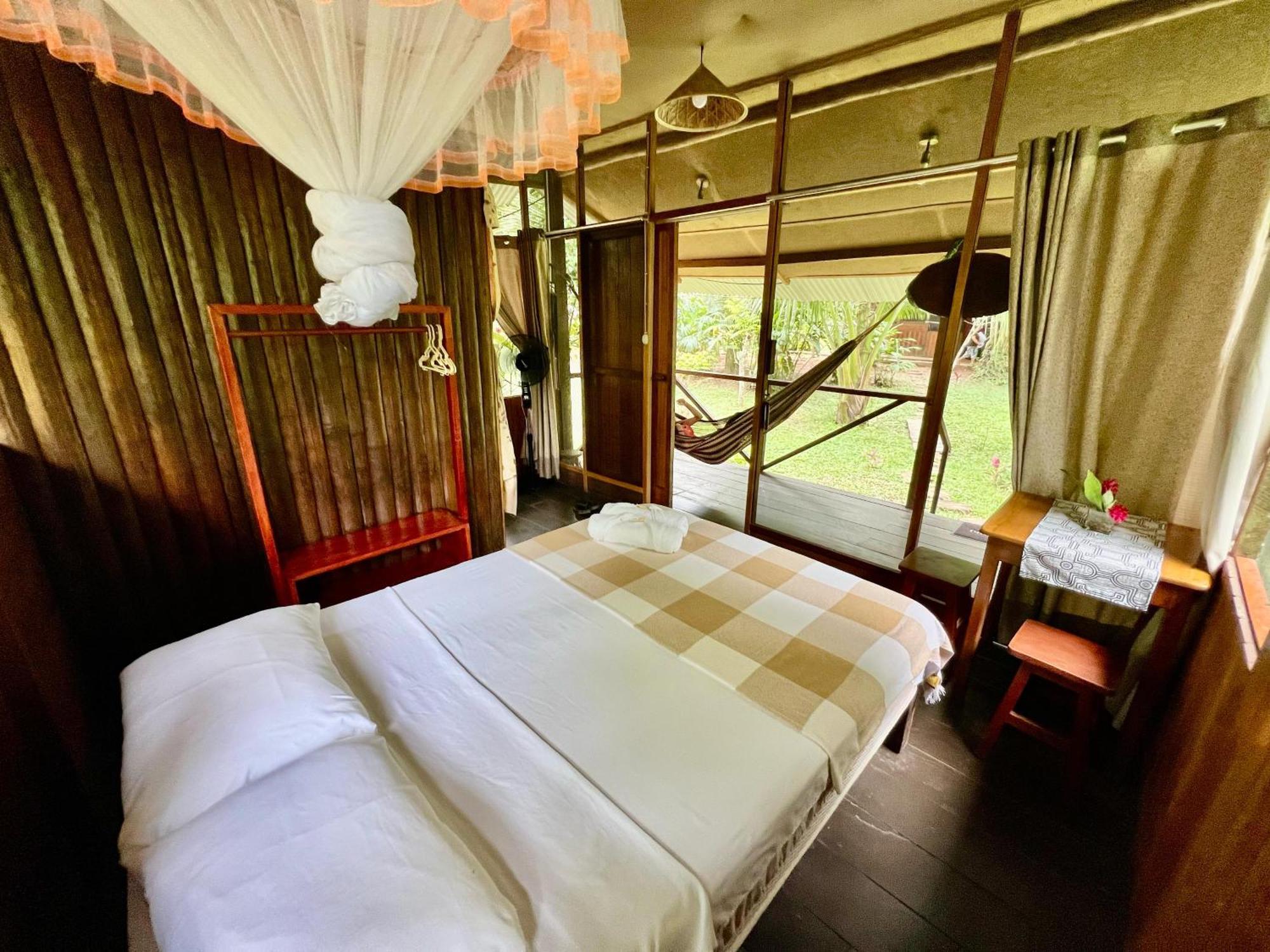 Tronco Tambopata Adventure Hotel Пуерто Малдонадо Екстериор снимка