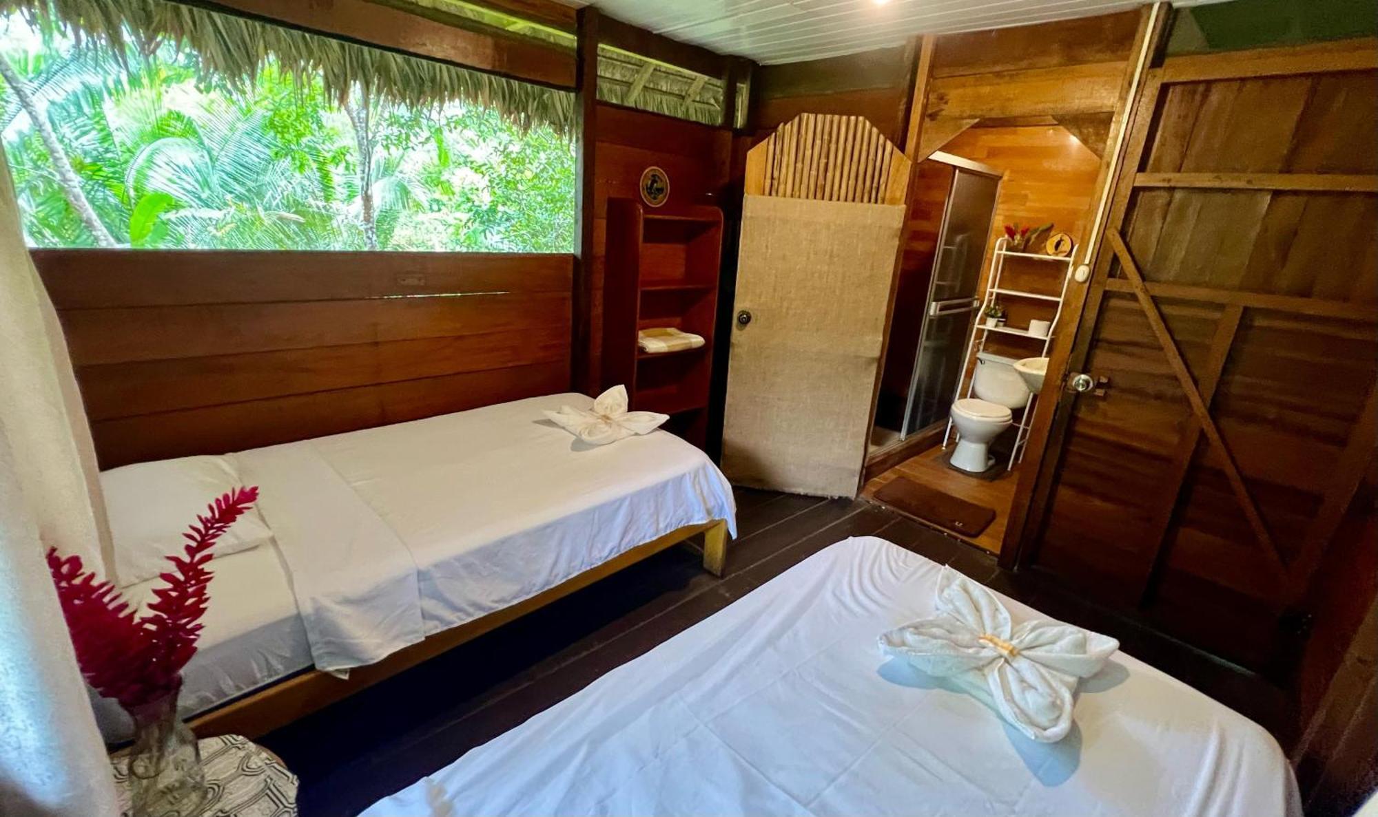 Tronco Tambopata Adventure Hotel Пуерто Малдонадо Екстериор снимка