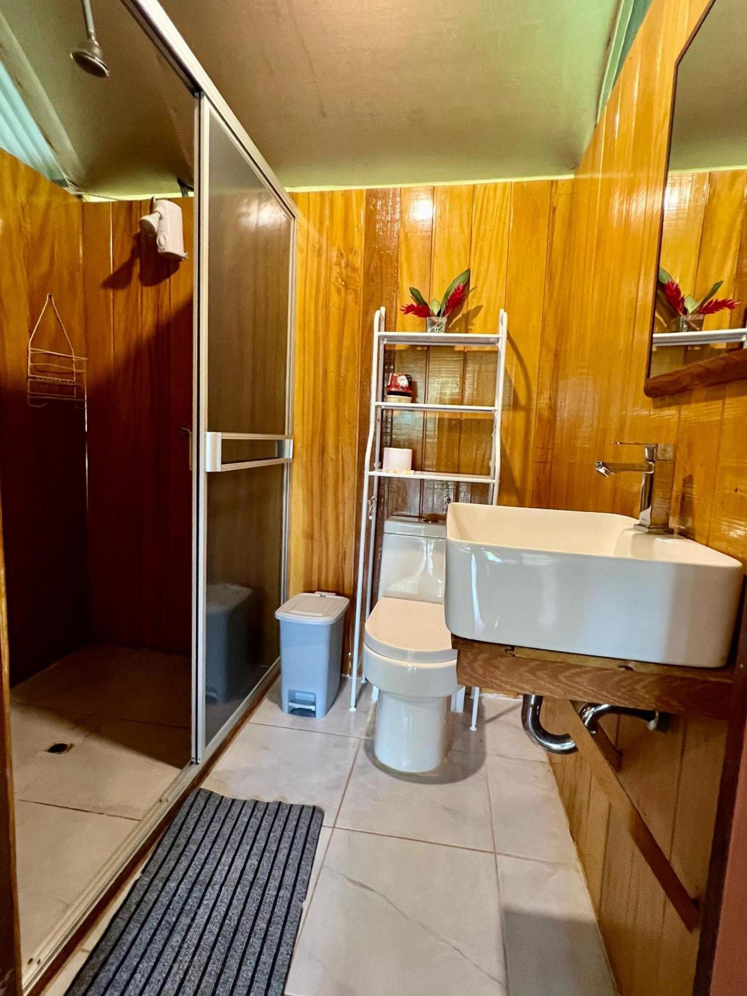 Tronco Tambopata Adventure Hotel Пуерто Малдонадо Екстериор снимка
