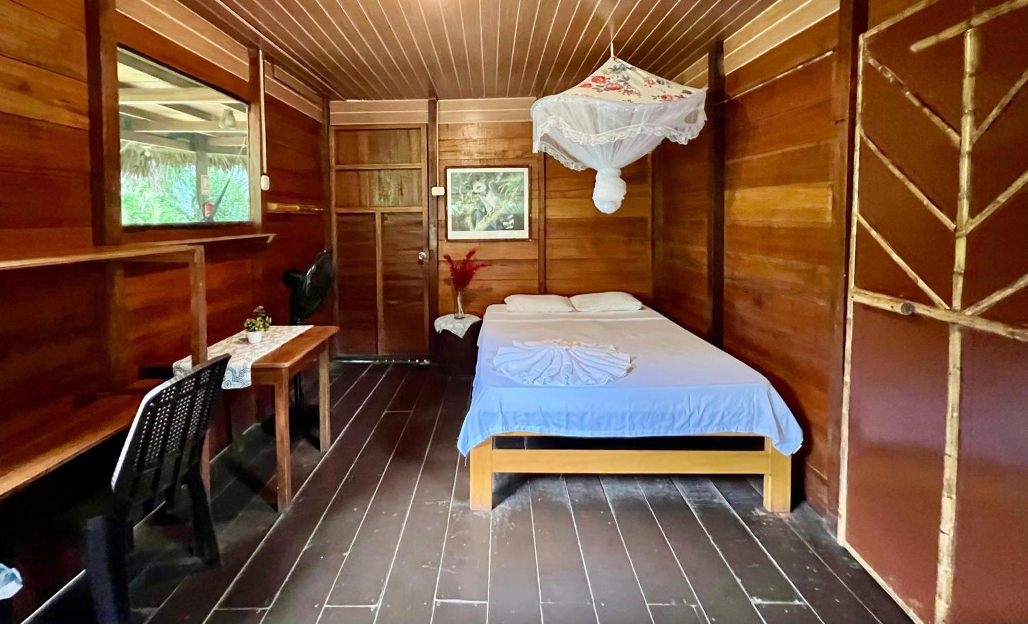 Tronco Tambopata Adventure Hotel Пуерто Малдонадо Екстериор снимка